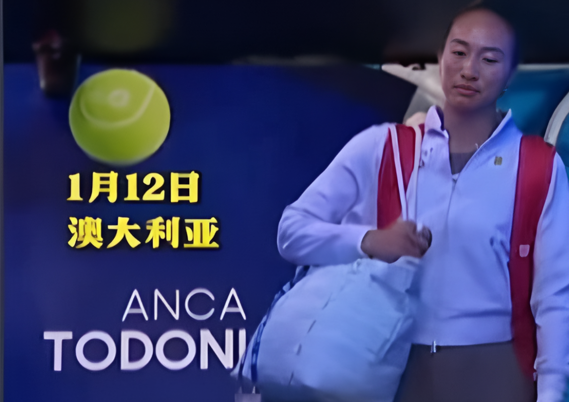 开云APP-JackeyLove在切尔西比赛中战术调整，大比分获胜引发热议！-开云APP