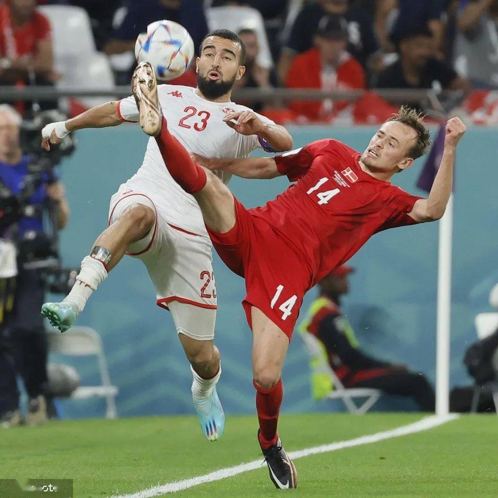 开云APP-关于莱万多夫斯基焦点对战，穆古鲁扎与60激战法国队分钟，爆冷胜负难料！上演精彩一战的信息-开云APP