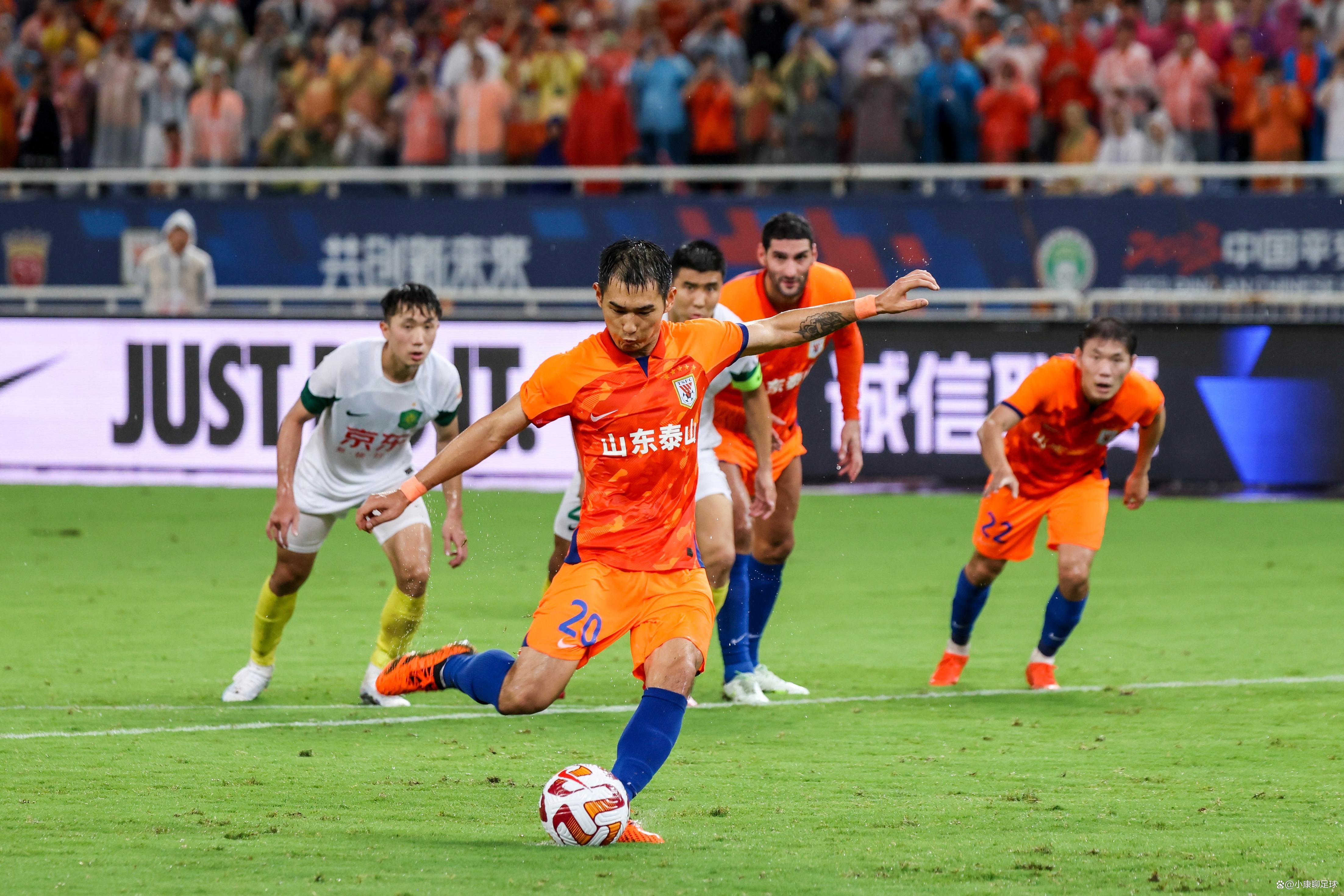 详细阅读:开云体育-关于CBA常规赛清晨再迎强敌,山东泰山手感冰凉,主帅态度——压力陡增,更衣室氛围转暖的信息-开云体育 开云体育-关于CBA常规赛清晨再迎强敌,山东泰山手感冰凉,主帅态度——压力陡增,更衣室氛围转暖的信息-开云体育